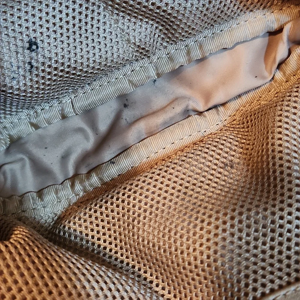 Lululemon Athletica Tan Sherpa Belt Bag - Picture 8 of 11